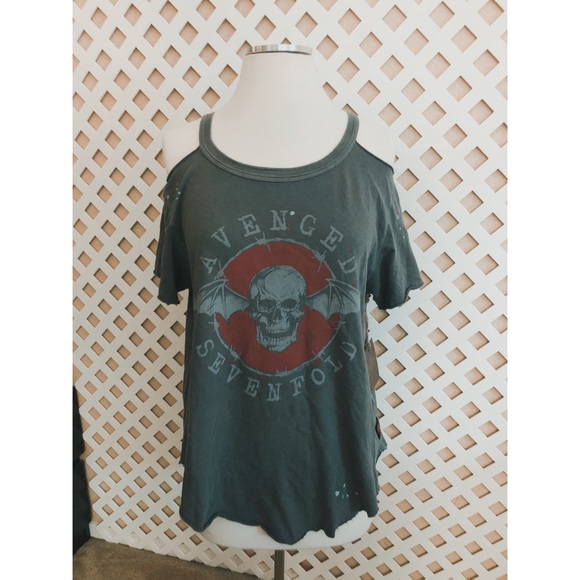 Trunk Ltd Tops - Avenged Sevenfold Cold Shoulder Band Tee